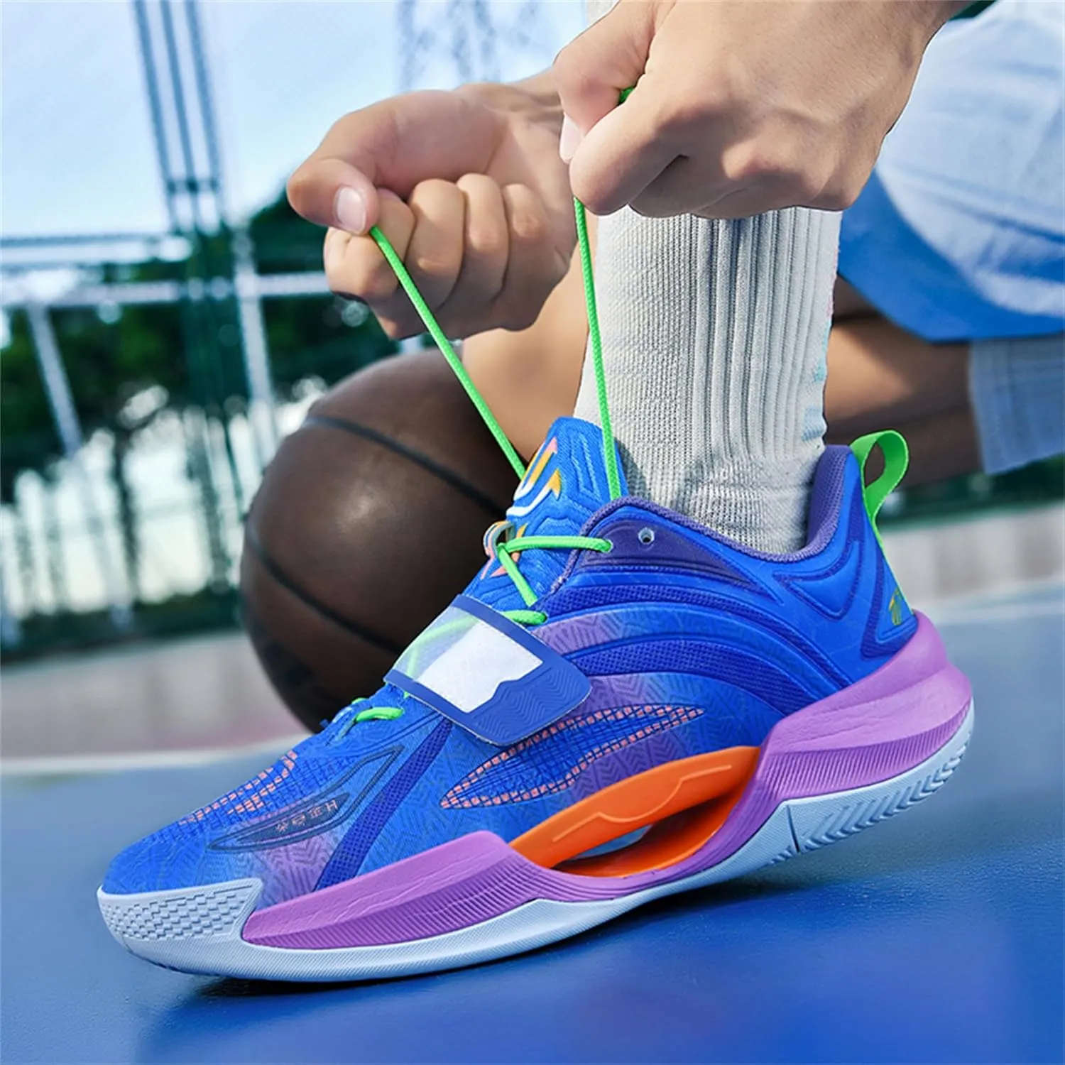 Men's Basketball Shoes - Stylish and High - Performance Footwear for The Court