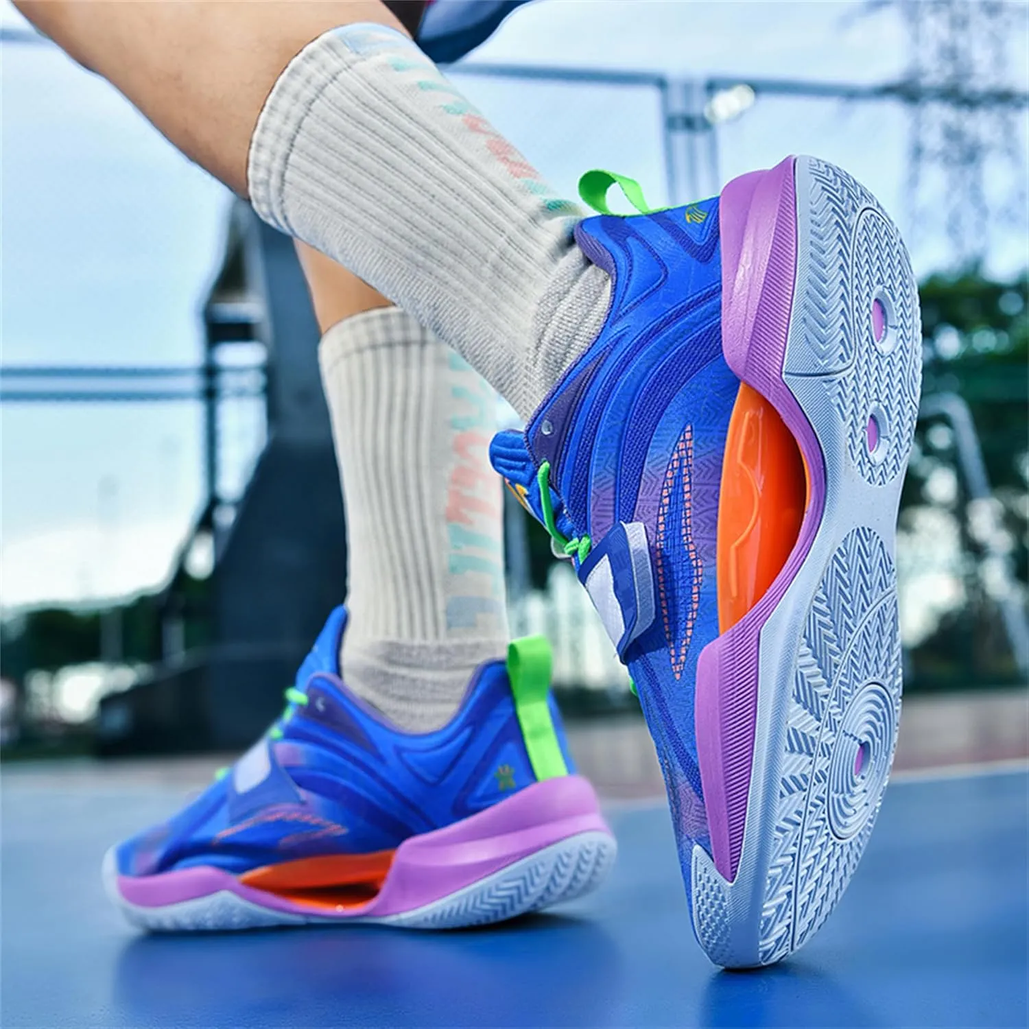 Men's Basketball Shoes - Stylish and High - Performance Footwear for The Court
