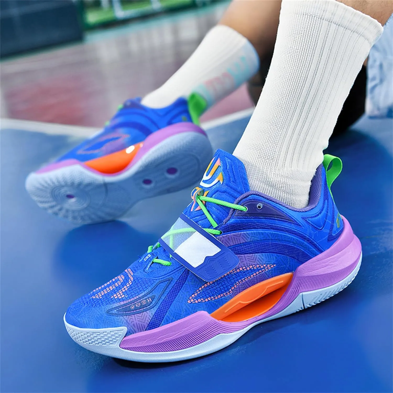 Men's Basketball Shoes - Stylish and High - Performance Footwear for The Court