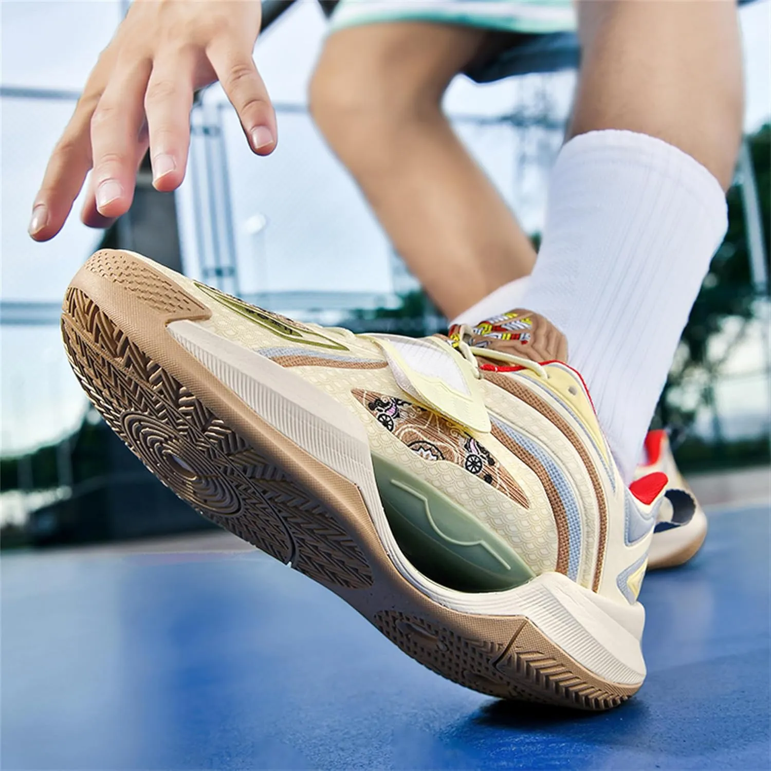 Men's Basketball Shoes - Stylish and High - Performance Footwear for The Court
