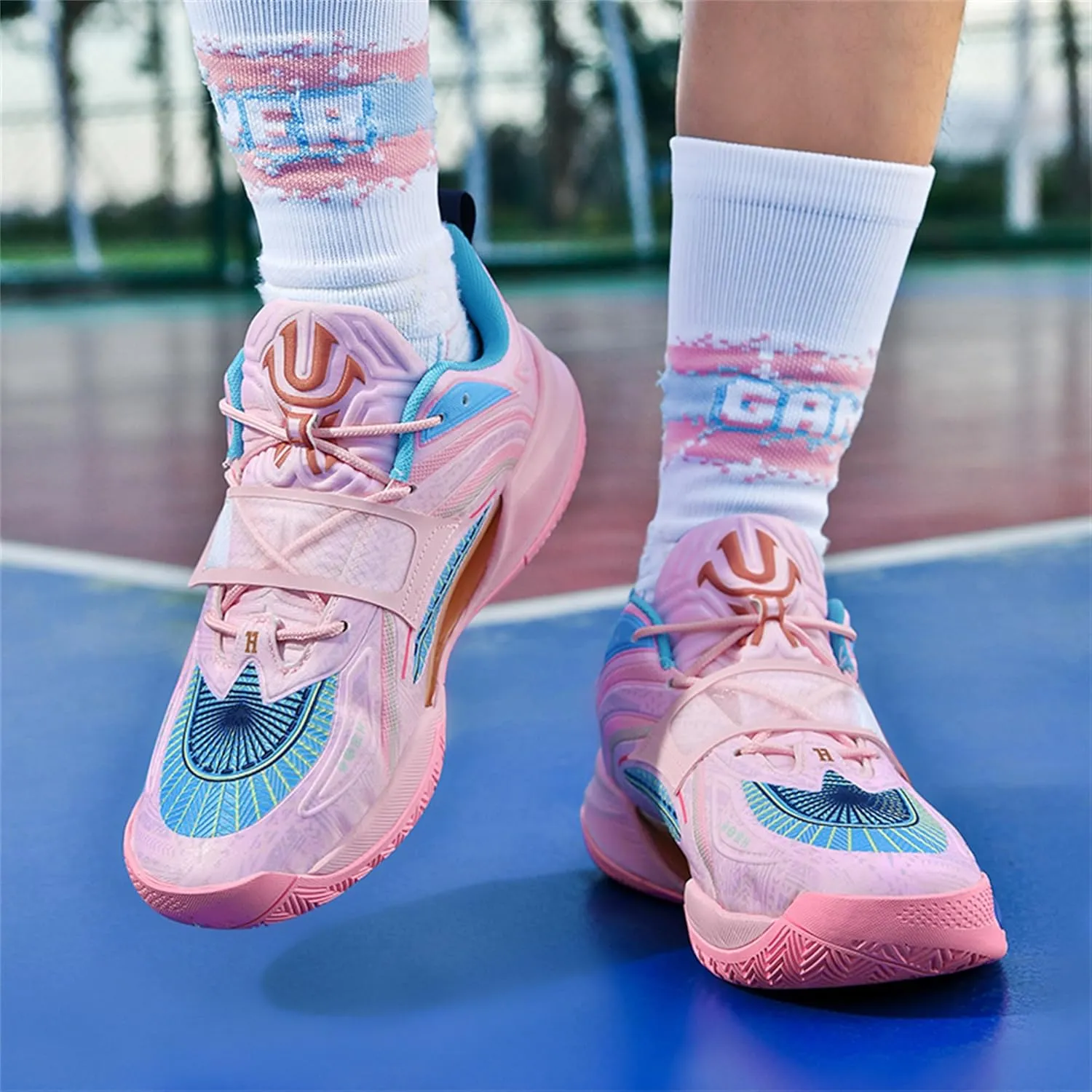 Men's Basketball Shoes - Stylish and High - Performance Footwear for The Court