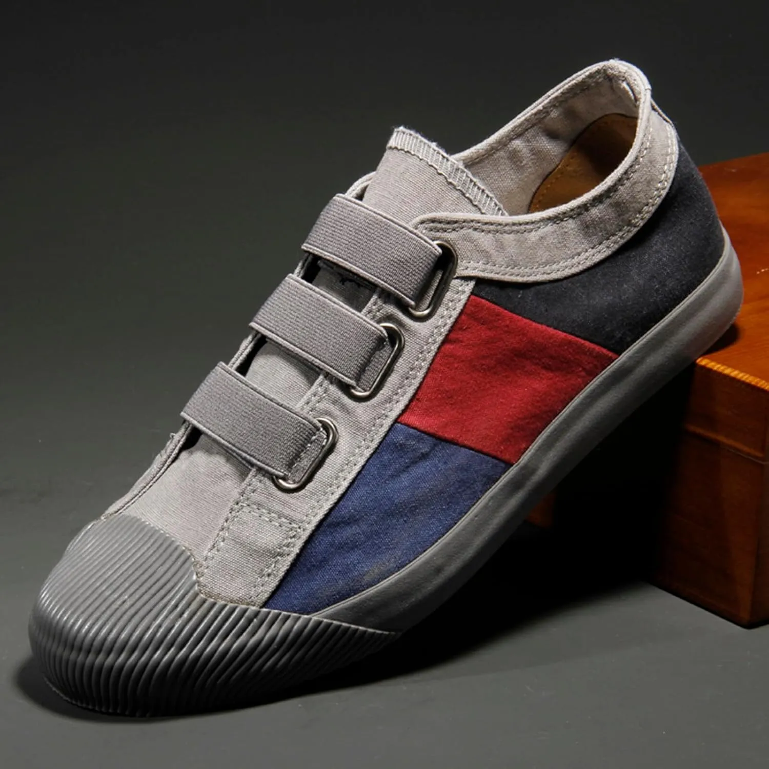 Men's Casual Slip On Loafers Canvas Walking Shoes Low Top Comfortable Breathable Sneakers