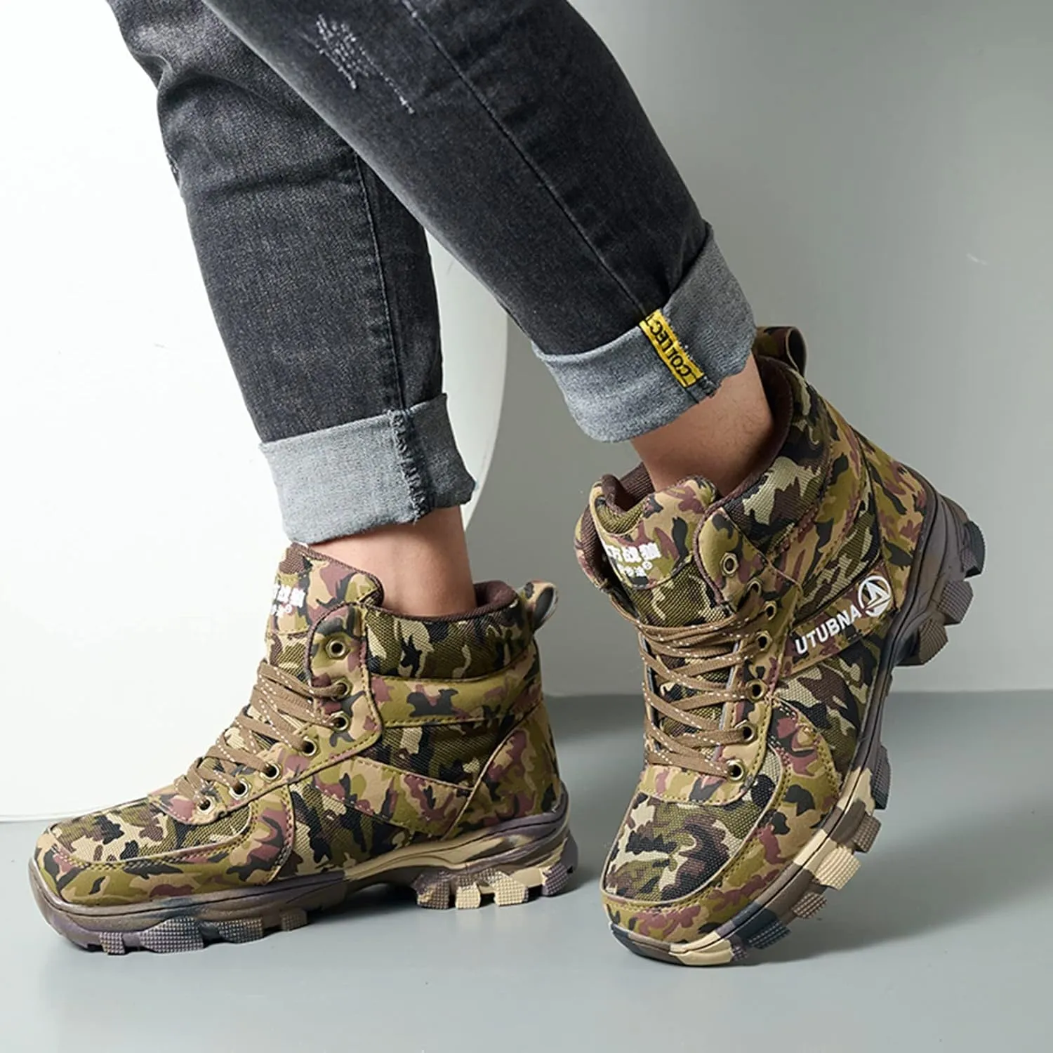 Mens Hiking Boots, Waterproof Insulated Fur Boots Warm Ankle Booties Outdoor Work Boots Work Boots for Women