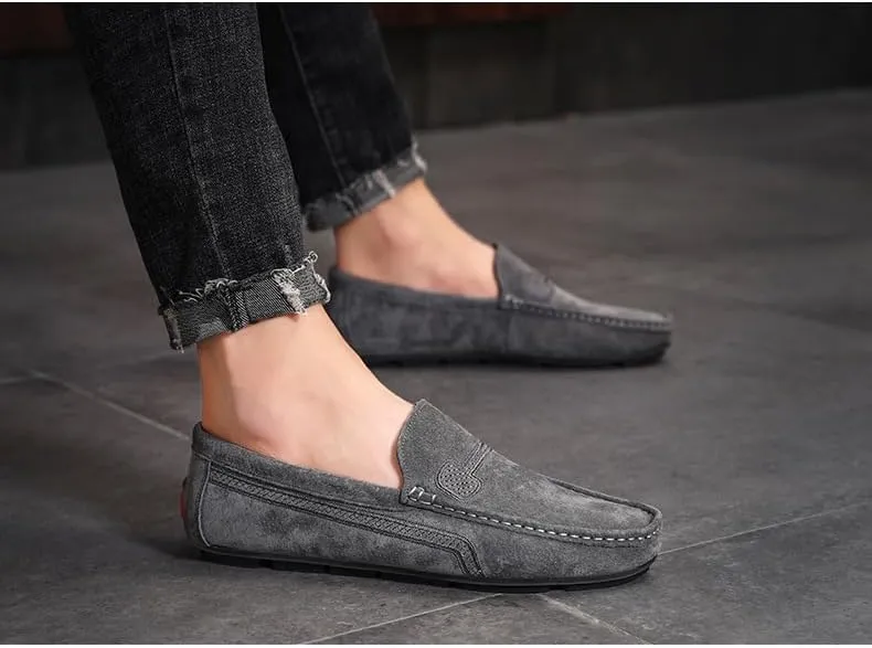 Men's Loafers Round Toe Suede Vamp Driving Loafers Flat Heel Lightweight Anti-Slip Party Slip-ons