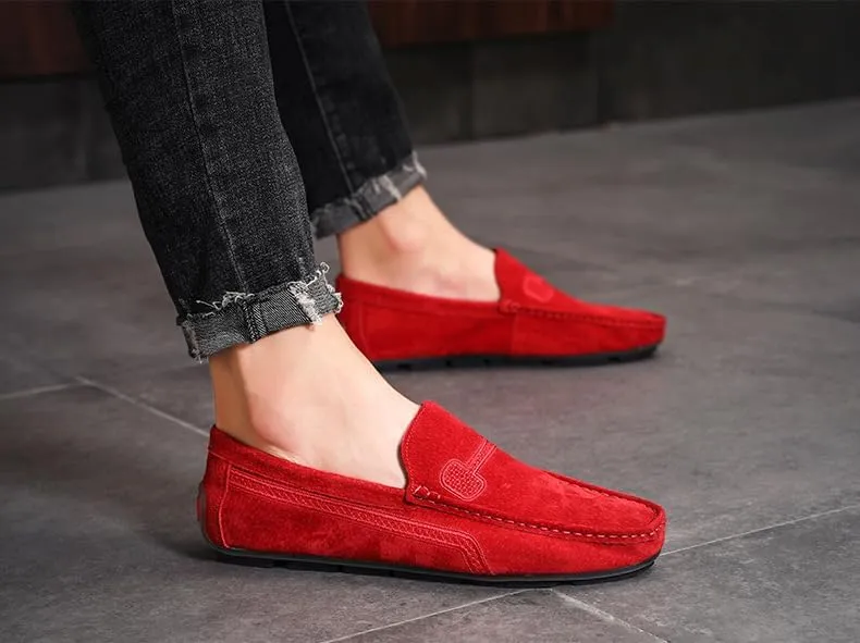 Men's Loafers Round Toe Suede Vamp Driving Loafers Flat Heel Lightweight Anti-Slip Party Slip-ons
