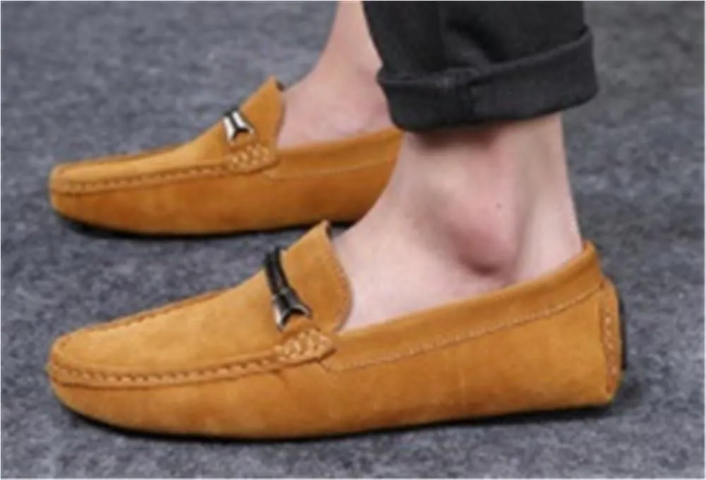 Mens Loafers Shoe Suede Vamp Round Toe Driving Moccasins Shoes Flat Heel Comfortable Slip Resistant Outdoor Wedding Slip-ons
