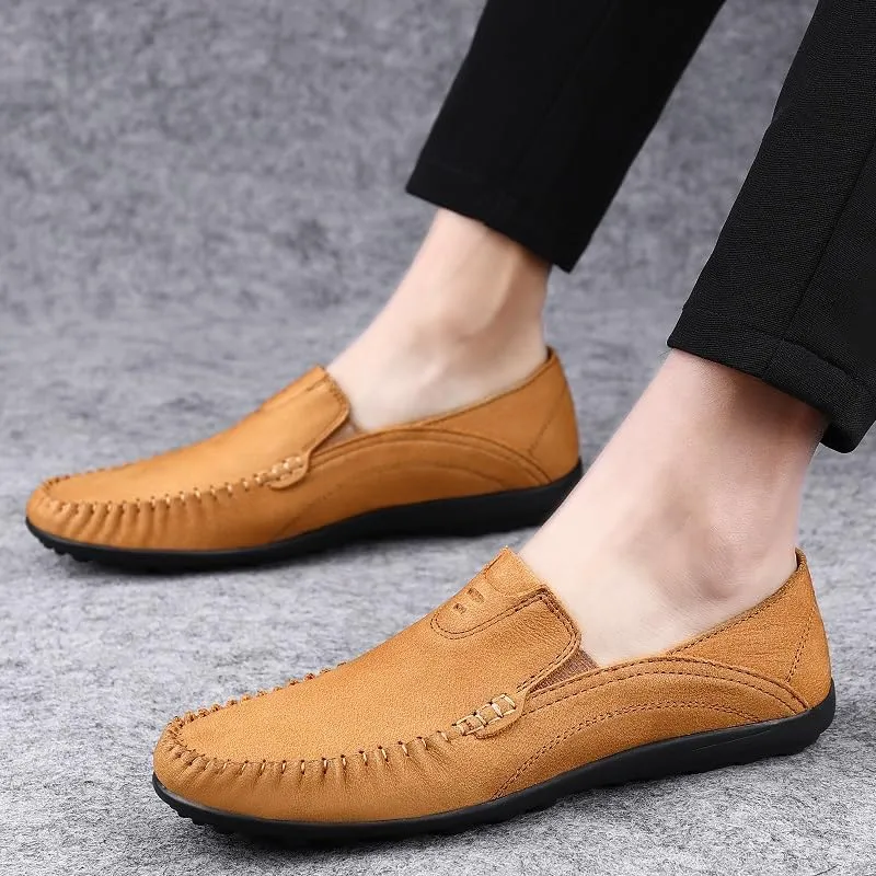 Men's Loafers Shoes Round Toe Suede Vamp Loafer Shoes Flat Heel Flexible Slip Resistant Wedding Slip-ons
