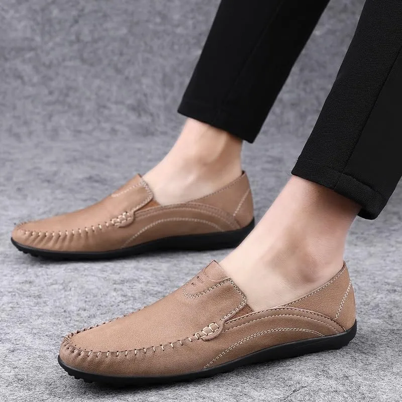 Men's Loafers Shoes Round Toe Suede Vamp Loafer Shoes Flat Heel Flexible Slip Resistant Wedding Slip-ons