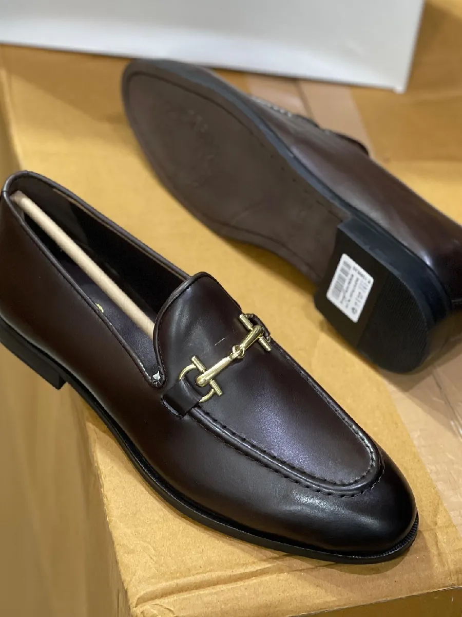 Metal Buckle Leather Shoes Gentleman Loafers