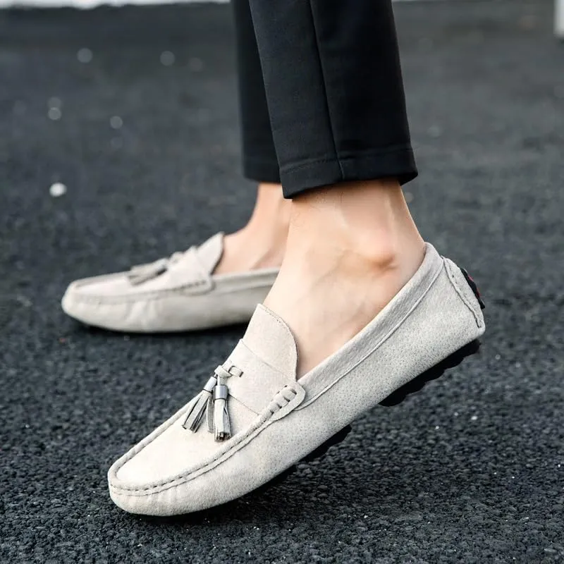 New Mens Loafers Round Toe Solid Color with Tassel Suede Vamp Driving Loafers Flat Heel Comfortable Slip Resistant Party Slip-ons