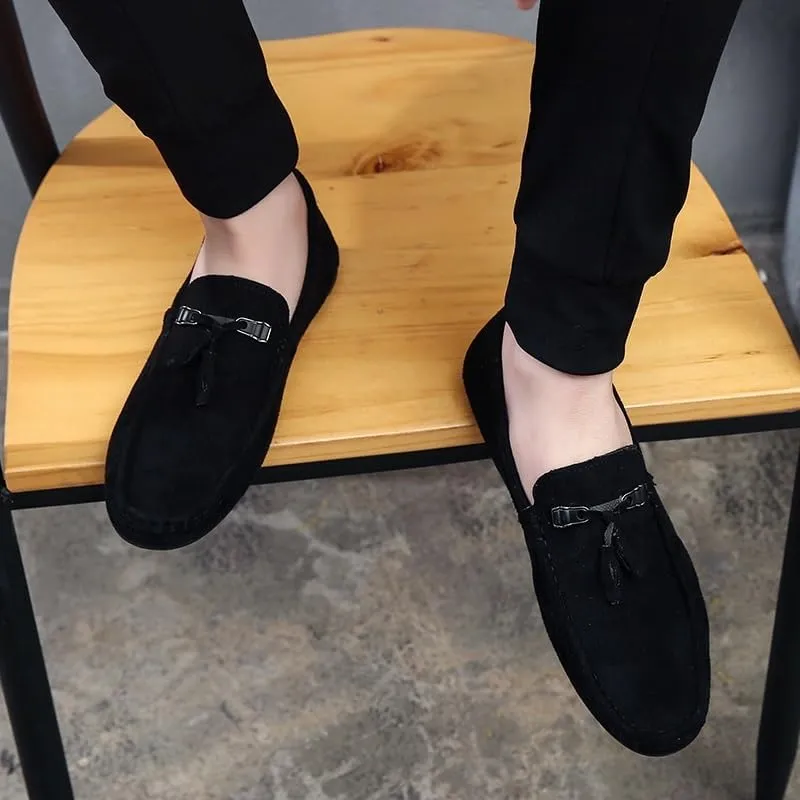 New Men's Loafers Shoes Round Toe Suede Vamp with Tassel Loafer Shoes Comfortable Flat Heel Slip Resistant Casual Classic Slip-ons