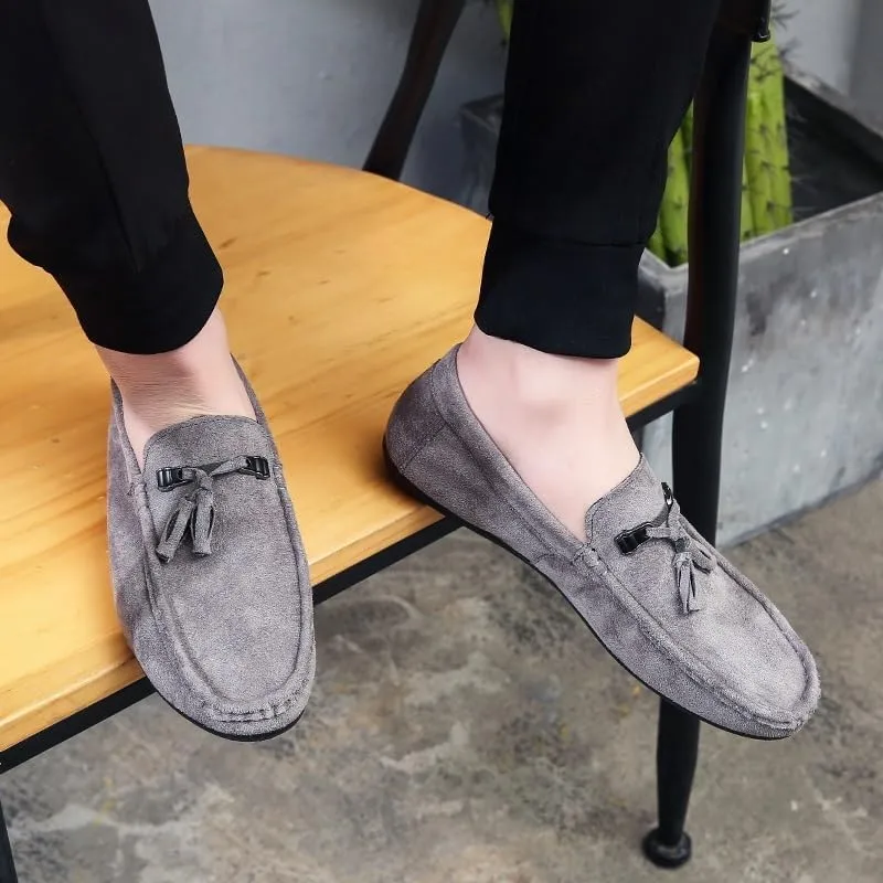 New Men's Loafers Shoes Round Toe Suede Vamp with Tassel Loafer Shoes Comfortable Flat Heel Slip Resistant Casual Classic Slip-ons