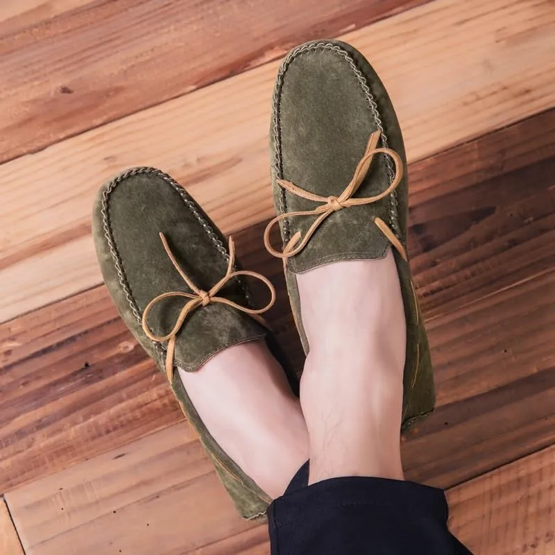 New Men's Loafers Suede Vamp Driving Moccasins Shoes Round Toe Lightweight Flat Heel Slip Resistant Party Outdoor Slip-ons