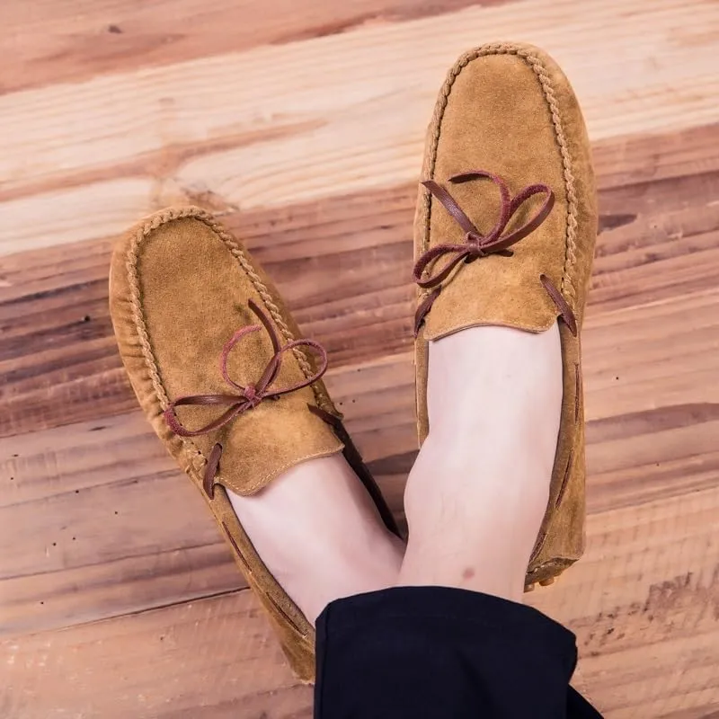 New Men's Loafers Suede Vamp Driving Moccasins Shoes Round Toe Lightweight Flat Heel Slip Resistant Party Outdoor Slip-ons