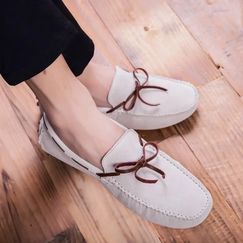 New Men's Loafers Suede Vamp Driving Moccasins Shoes Round Toe Lightweight Flat Heel Slip Resistant Party Outdoor Slip-ons