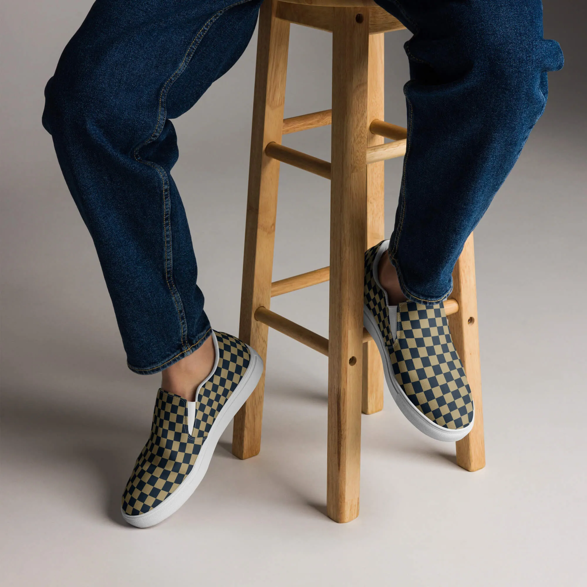 "The Doopers" Men’s Slip-on Canvas Shoes