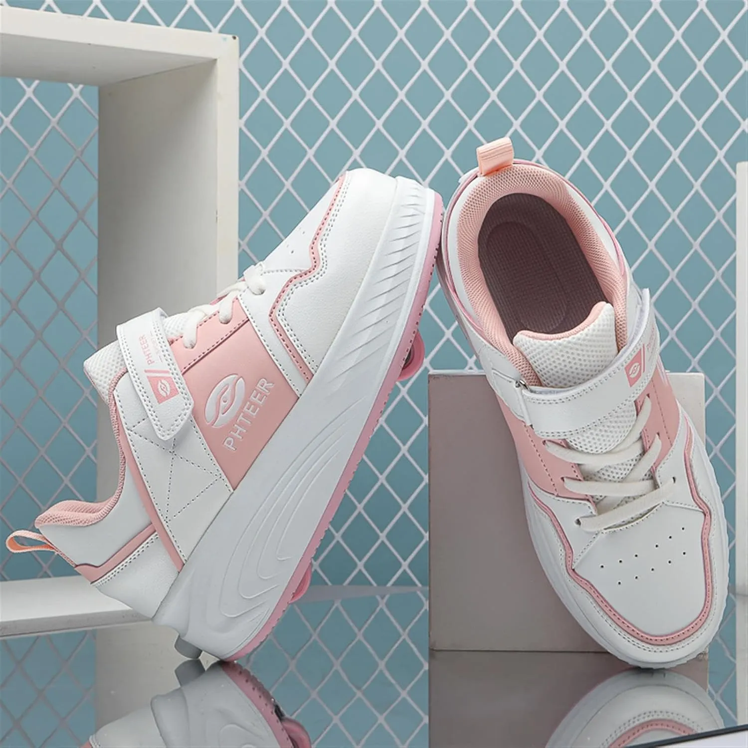 Roller Skate Shoes for Boys Girls Detachable Skate Shoes with Wheels Fashion Sneaker for Kids Christmas Birthday Show Gift