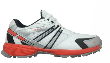 SEGA Glide Cricket Shoes