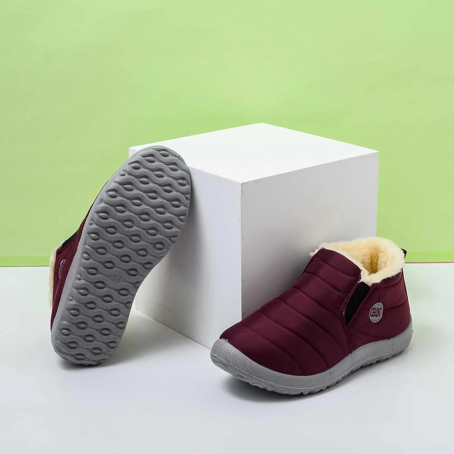 Womens Wide Snow Boots Waterproof Insulated Womens Winter Boots Fur Lined Slip ons Furry Winter Boots for Women Womens Rubber Ankle Boots Waterproof Botas Invierno Mujer Elegantes