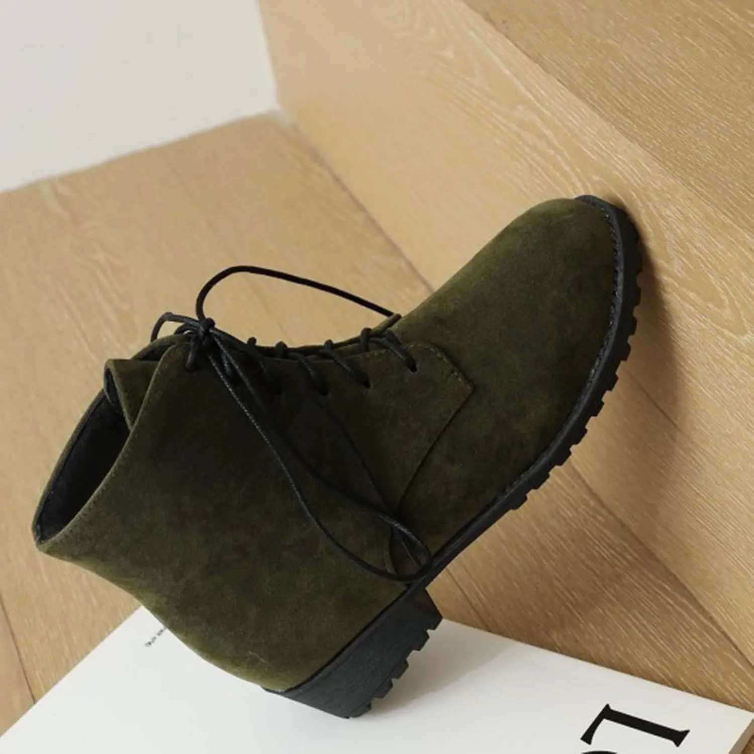 Work Boots for Women Ankle Warm Booties for Women Cute Womens Boots Non Slip Work Shoes Women Cover Heel Round Toe Lug Sole Low Heel Chelsea Fashion